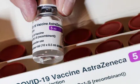 Bộ Y tế nói gì về nguy cơ đông máu khi tiêm vắc-xin COVID-19 của AstraZeneca?