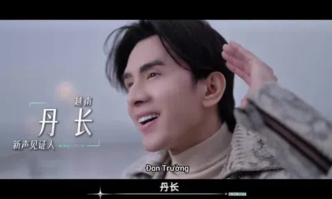 Đan Trường chấm thi cùng Tô Hữu Bằng