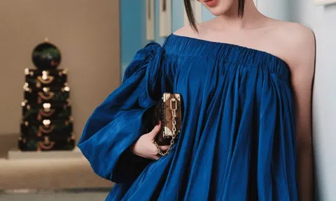 Tóc Tiên, Hiếu Thứ Hai cùng dàn sao dự triển lãm