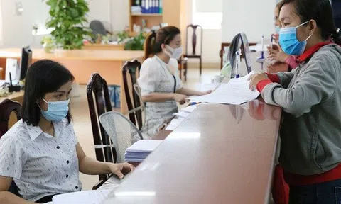 Mỗi xã được bố trí bao nhiêu biên chế sau sáp nhập?