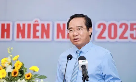 Chiều nay, Thường trực Thành ủy TP HCM sẽ làm việc với lãnh đạo quận, huyện về sắp xếp bộ máy