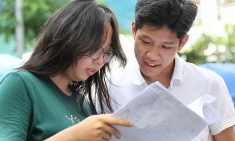 Nhiều đại học 'khai tử' khối C vào phút chót, Bộ GD&ĐT yêu cầu điều chỉnh