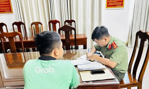 Tài xế Grab trả lại hơn 1,7 tỉ đồng tiền chuyển nhầm