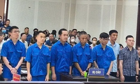 Lập hồ sơ giả, cắt xén lương nhân viên, 9 cựu cán bộ một Sở ở Quảng Ninh lĩnh án