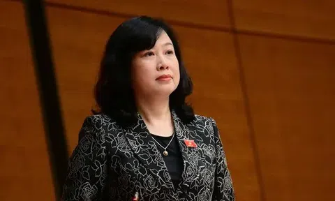 Bộ trưởng Y tế nói về vụ thuốc giả, kẹo rau củ Kera của Hằng 'Du mục'