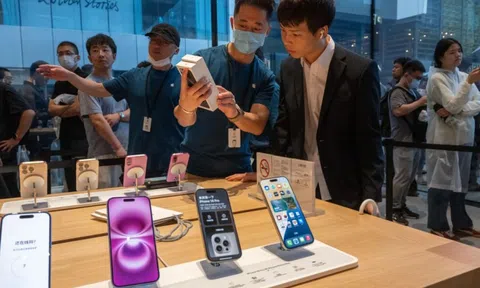 Apple tìm cách 'gỡ gạc' tại Trung Quốc