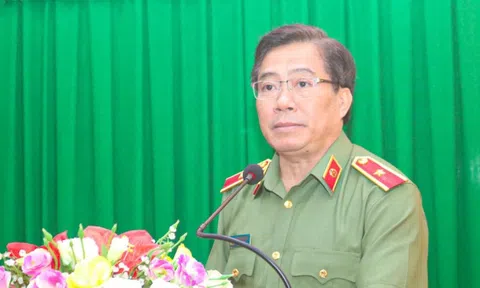 Hai Giám đốc Công an tỉnh được thăng cấp bậc hàm lên Thiếu tướng