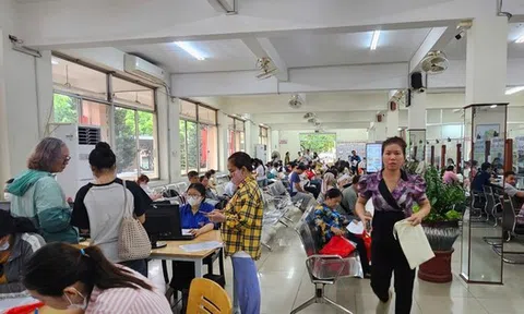 Phường Lái Thiêu đề xuất Phó Giám đốc Trung tâm Phục vụ hành chính công được ký các bản sao