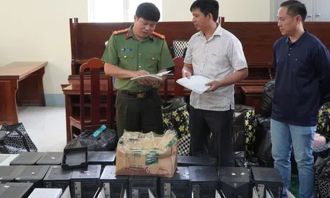 Trinh sát bí mật báo về thông tin quan trọng, hàng trăm cảnh sát được huy động, triệt phá chuyên án rất lớn