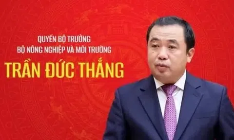 Điều động Bộ trưởng; xử lý nhiều cán bộ