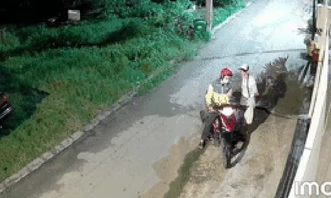 Phẫn nộ câu chuyện người đàn ông tàn tật bị giật 100 tờ vé số