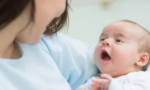 Hướng dẫn thủ tục hưởng chế độ thai sản với lao động nữ sinh con, lao động nữ mang thai hộ sinh con