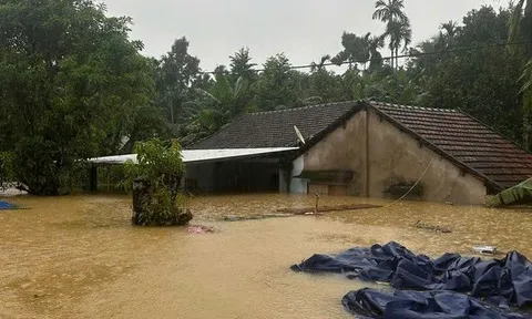 Phát động chương trình "Trái tim miền Trung"